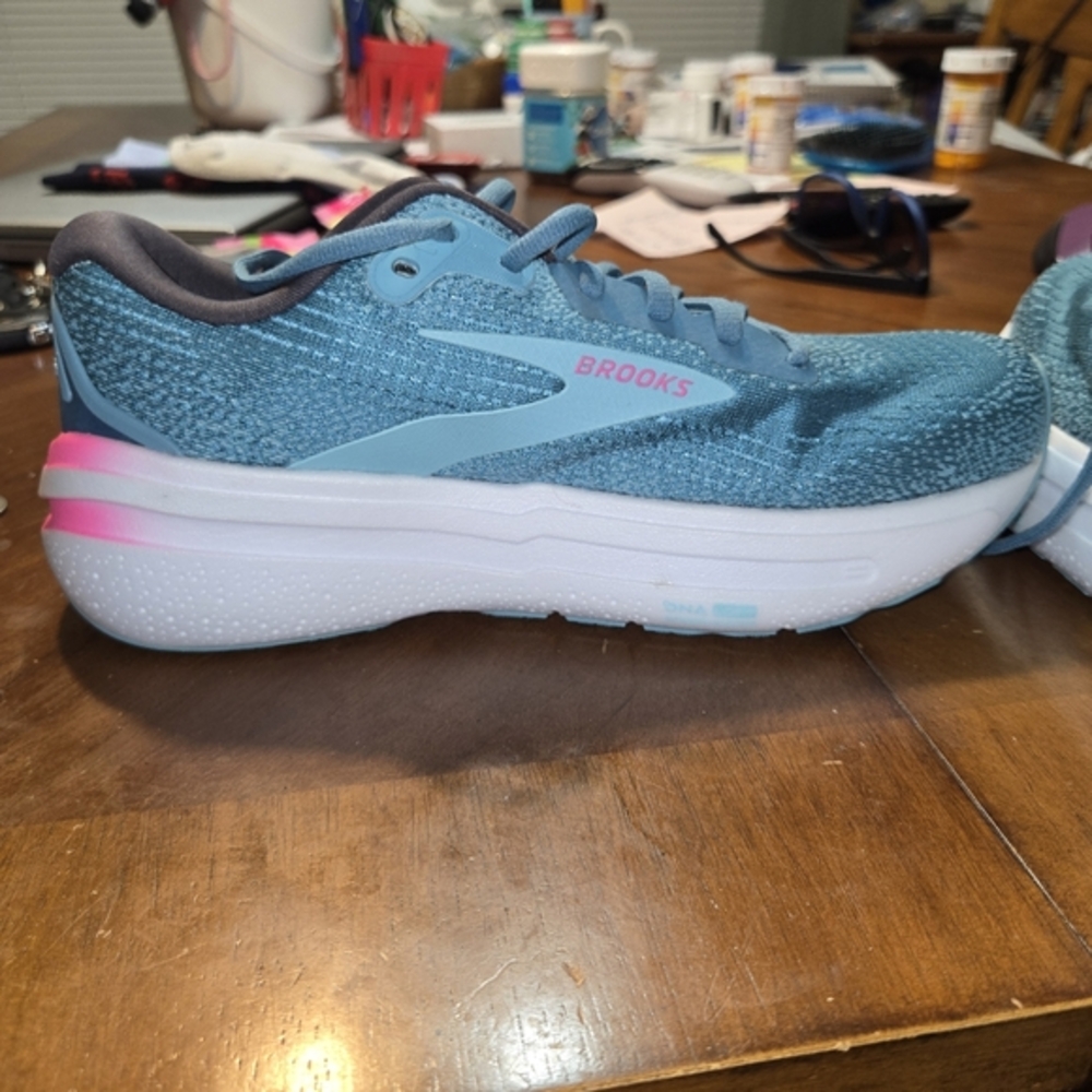 Brooks Blue and Pink Athletic Shoes